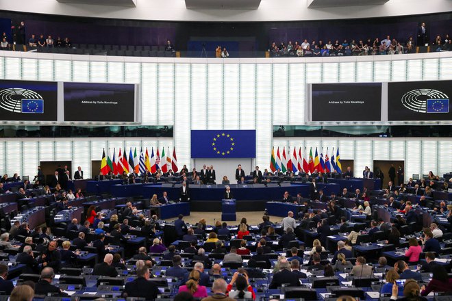 Enakopravnost spolov je ena izmed pomembnejših zavez EP. Na prvih volitvah EU je bilo v evropskem parlamentu zgolj malo več kot 15 odstotkov žensk. Od takrat ta delež nenehno raste. FOTO: Johanna Geron/Reuters