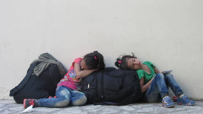 Europol: Izginilo več kot 10.000 otrok migranov