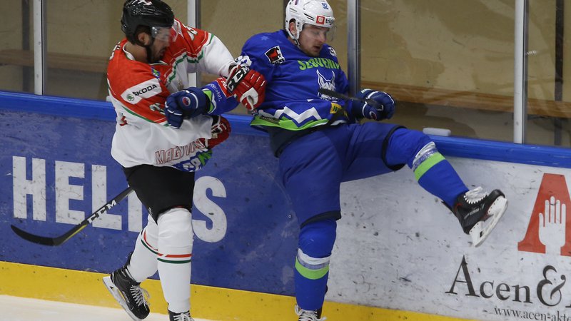 Fotografija: Anže Kuralt se je proti Belorusiji odrezal z odlično igro. FOTO: Jože Suhadolnik/Delo
 