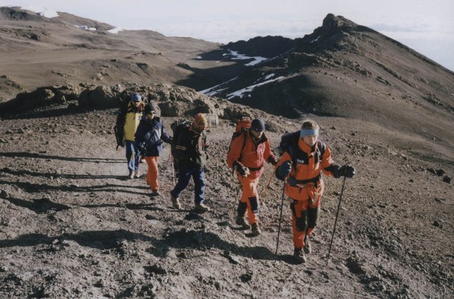 24. novembra 2001 se je spustil s Kilimandžara. FOTO: Franc Oderlap