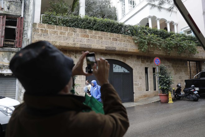 Carlosa Ghosna sedaj iščejo z Interpolovo tiralico. FOTO: Anwar Amro/Afp