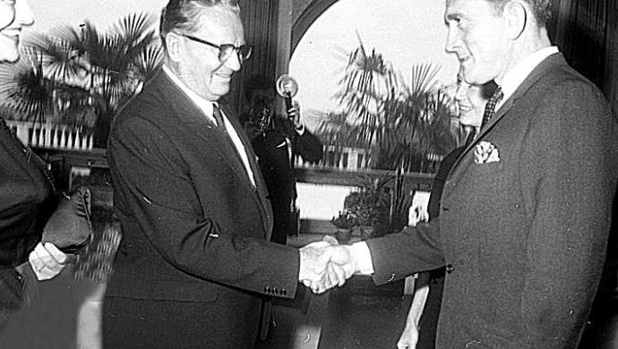 Fotografija: S predsednikom Titom leta 1964. FOTO: MNZS