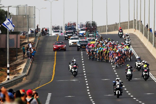 Izraelci vlagajo v šport veliko denarja. Haifa je lani gostila tudi 2. etapo kolesarske dirke po Italiji. ​FOTO: Reuters