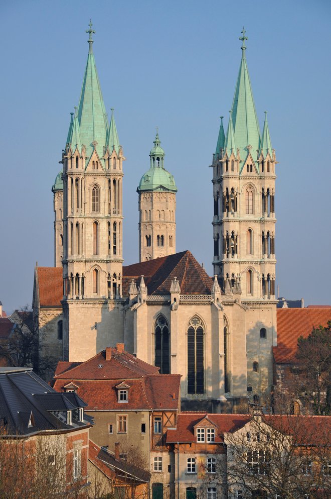 <strong>Katedrala Naumburg (Nemčija)</strong><br />
Gradnje katedrale se je začela leta 1028 in je spomenik srednjeveške umetnosti in arhitekture. FOTO: Guido Siebert