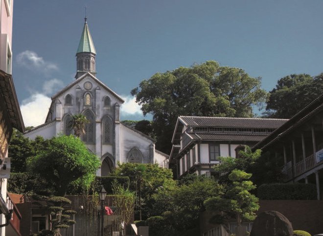 <strong>Skriti krščanski kraji v Nagasakiju (Japonska)</strong><br />
Na severozahodu otoka Kjušu stoji deset vasi, grad Hara in katedrala, ki so jih zgradili med 16. in 19. stoletjem. Gre za ostanke misijonarskega delovanja na Japonskem pred prepovedjo k