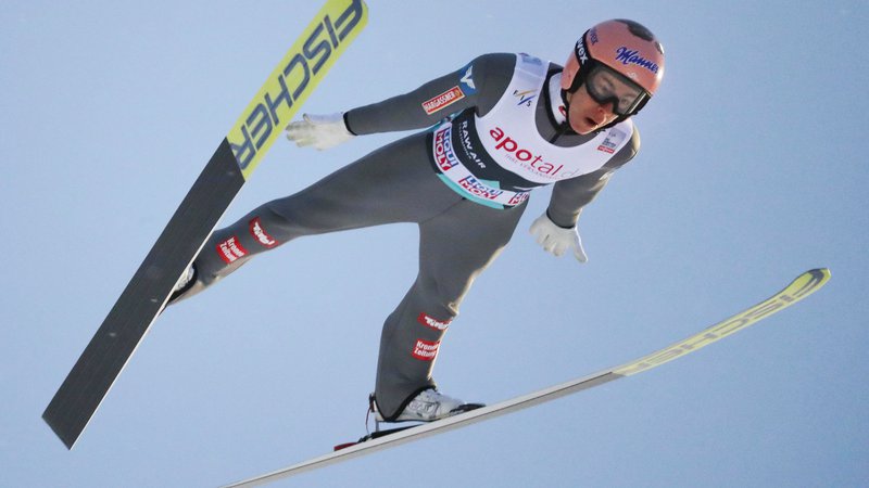 Fotografija: Vodilni na norveški turneji Stefan Kraft je bil prepričljivi zmagovalec tekme v Lillehammerju in kvalifikacij v Trondheimu. FOTO: Reuters