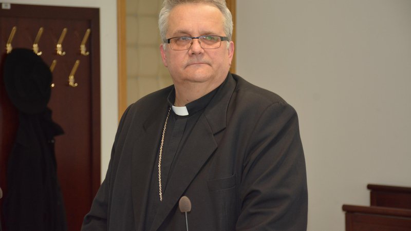 Fotografija: Murskosoboški škof Peter Štumpf se ne čuti krivega. FOTO: Oste Bakal/Slovenske novice