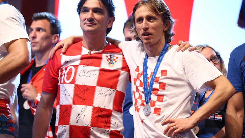Fotografija: Trener Zlatko Dalić in nogometaš Luka Modrić FOTO: Antonio Bronic/Reuters