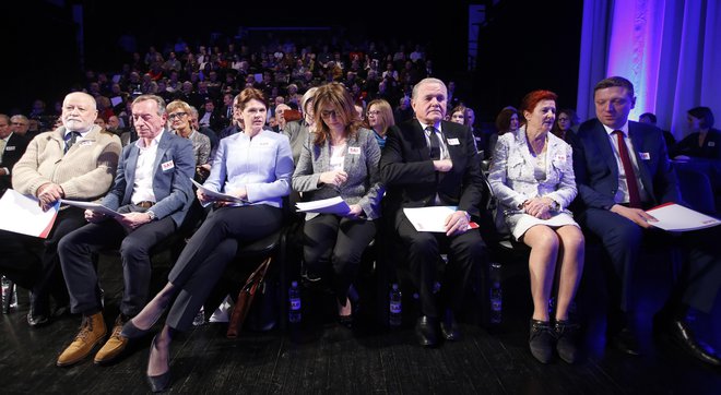 Kongresa so se udeležili predstavniki vseh koalicijskih strank. FOTO: Roman Šipić/Delo