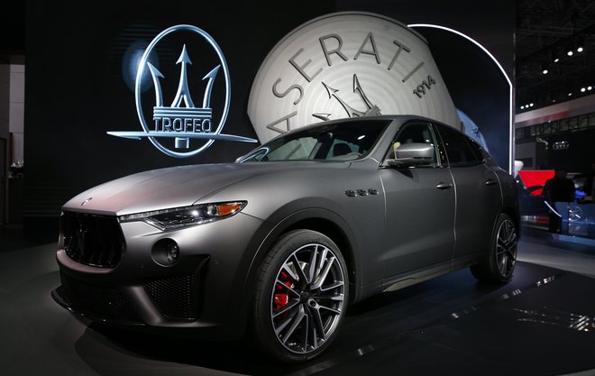 Maserati levante tej italijanski znamki ni prinesel pričakovanega uspeha. Načrtujejo še manjši SUV. FOTO: Reuters
