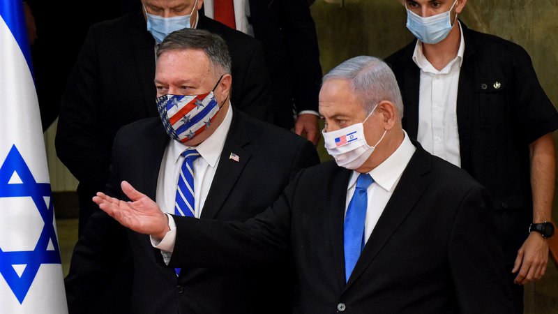 Fotografija: Ameriškega državnega sekretarja Mika Pompea je v Jeruzalemu gostil izraelski premier Benjamin Netanjahu. Foto Debbie Hill/Reuters