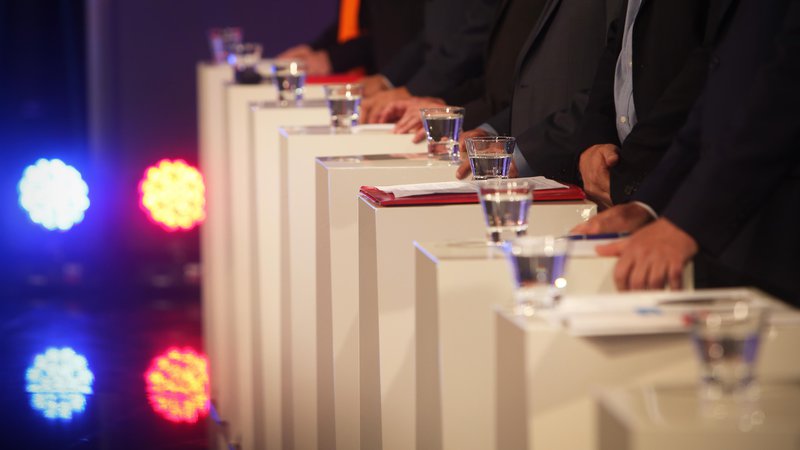 Fotografija: Predvolilno osoočenje predsednikov in predsednice političnih strank na RTV SLO. FOTO: Jure Eržen/delo