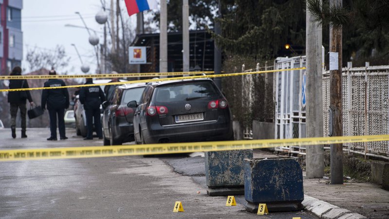 Fotografija: Ivanovića so iz mimo vozečega avtomobila 16. januarja z več streli ubili neznanci pred sedežem njegove stranke v Severni Mitrovici. FOTO: Armend Nimani/AFP