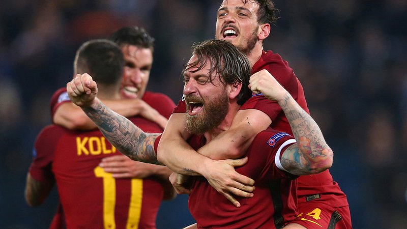 Fotografija: Pri Romi so znali proslaviti velik uspeh, med najbolj veselimi je bil kapetan Daniele De Rossi.