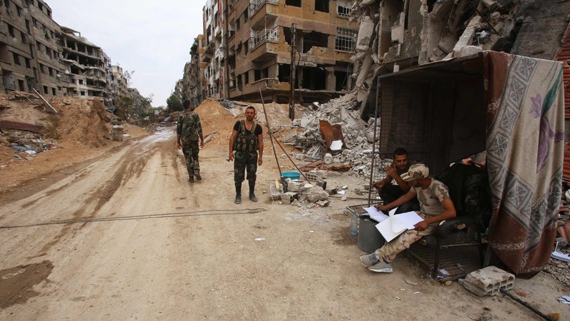 Fotografija: Vojna v Siriji se še kar nadaljuje. FOTO: AFP