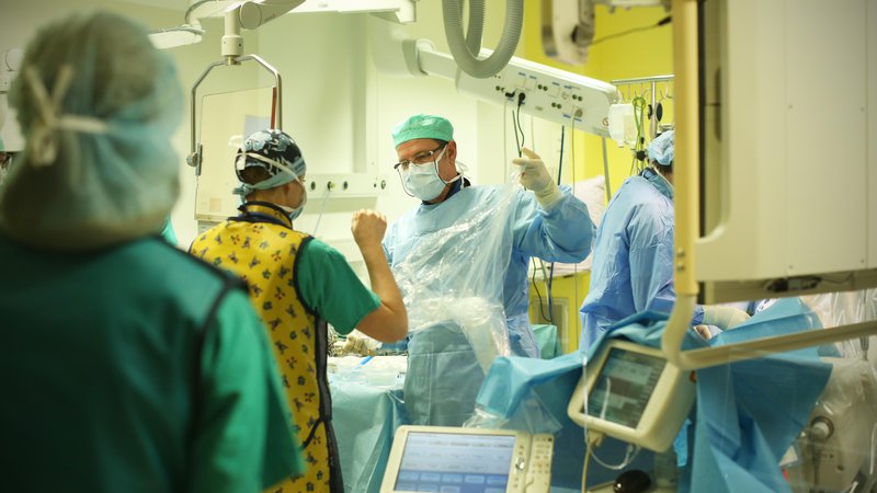 Fotografija: Operacija na Kliničnem oddeleku za kardiologijo na UKC Ljubljana, Slovenija 3.decembra 2014.