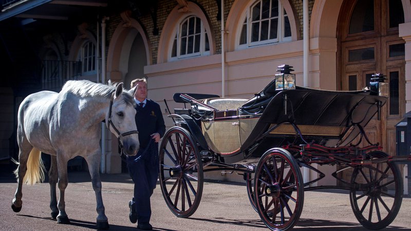 Fotografija: Princ Harry in njegova izbranka Meghan Markle sta izbrala kočijo Ascot Landau. FOTO: Reuters