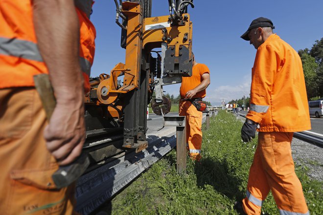 Na gorenjski avtocesti so stekla prva dela za ruitev cestninske postaje Torovo, 8. maj 2018