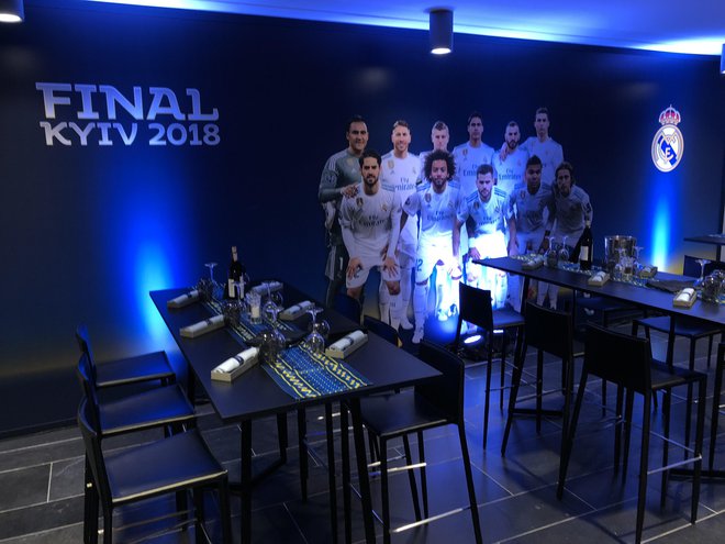 Mize ob katerih bodo sedeli družinski člani in prijatelji Realovih nogometašev. FOTO: Aljaž Vrabec