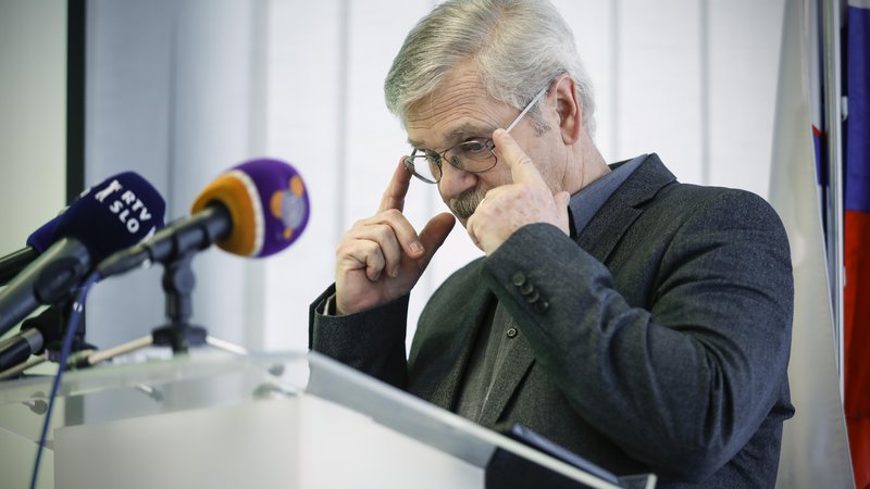 Fotografija: Boris Štefanec, predsednik KPK, ni pojasnil, na kakšni pravni podlagi je ožigosal poslance. FOTO: Uroš Hočevar/Delo