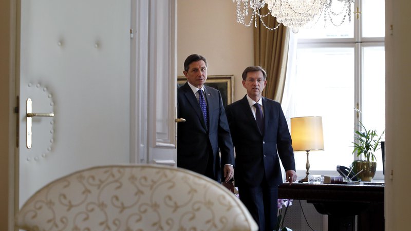 Fotografija: Tako Pahor kot Cerar sta bila v odzivu na odločitev evropske komisije precej ostra. FOTO: Matej Družnik/Delo