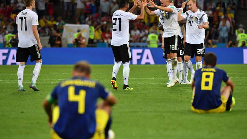 Fotografija: Nemci so slavili, Švedi pa žalovali. FOTO: AFP
