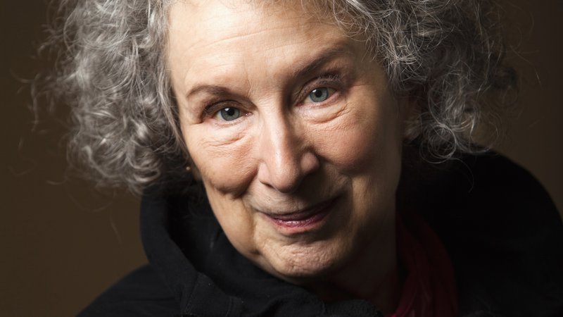 Fotografija: Na širšem seznamu za alternativno Nobelovo nagrado je tudi Margaret Atwood. FOTO: Reuters