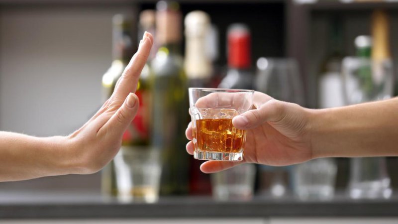 Fotografija: Zmorete reči ne alkoholu? FOTO: Shutterstock