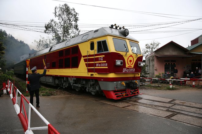 Kimov vlak ima 21 vagonov. FOTO: Reuters