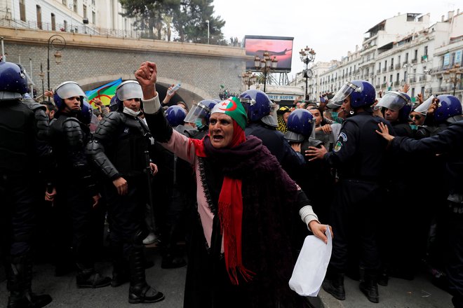 FOTO: Zohra Bensemra/Reuters