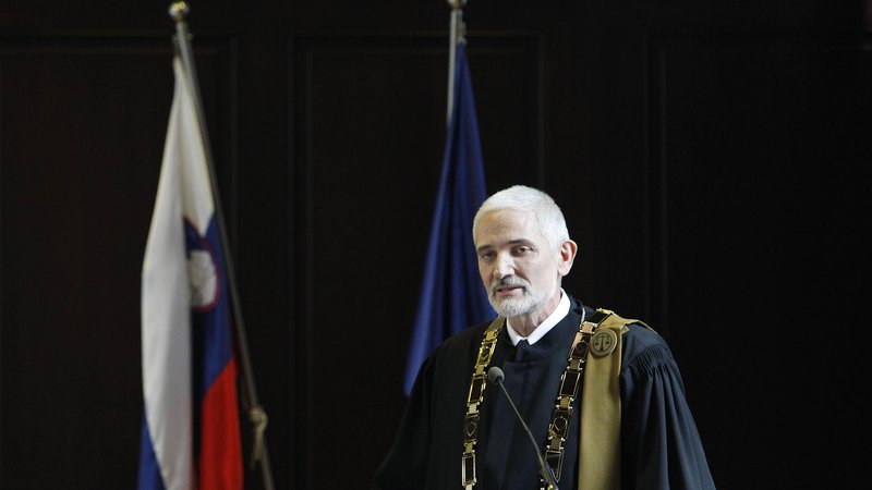 Fotografija: Damijan Florjančič, predsednik vrhovnega sodišča, je ob otvoritvi sodnega leta izrazil pričakovanje, da se bo počasi dvignilo tudi zaupanje javnosti v sodstvo. Foto Leon Vidic