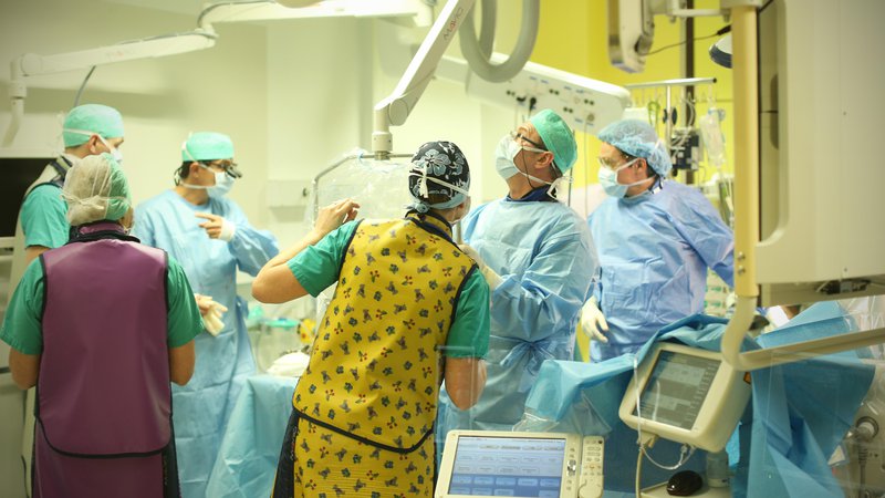 Fotografija: Operacija na Kliničnem oddeleku za kardiologijo na UKC Ljubljana, Slovenija 3.decembra 2014.