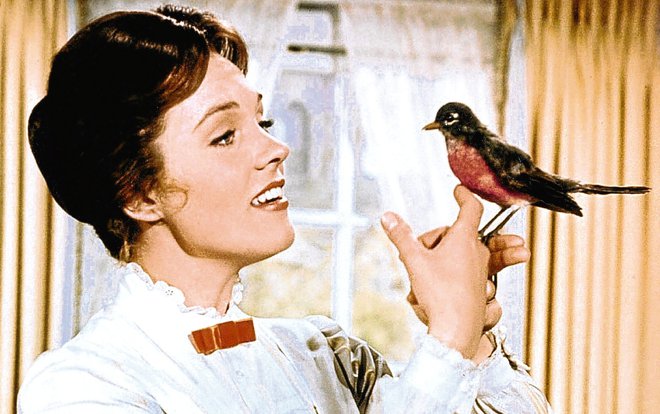 Za upodobitev Mary Poppins je prejela oskarja.