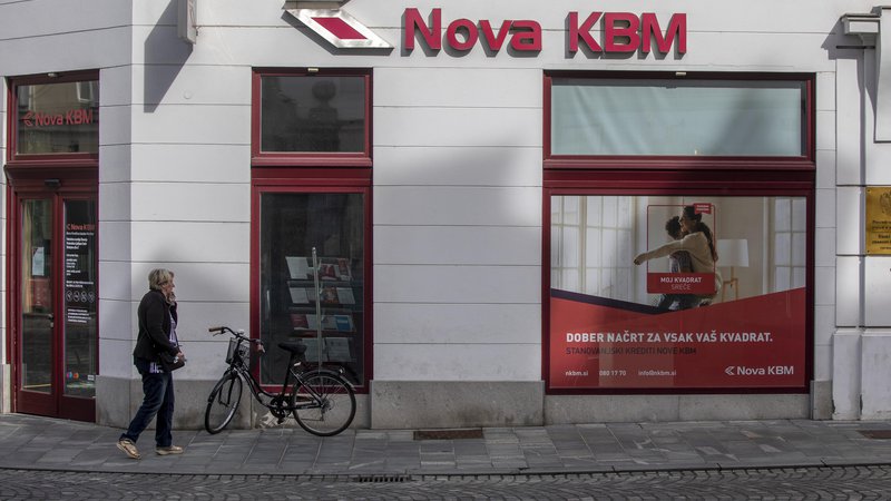 Fotografija: Nova KBM sicer zmanjšuje število zaposlenih od leta 2010. FOTO: Voranc Vogel/Delo