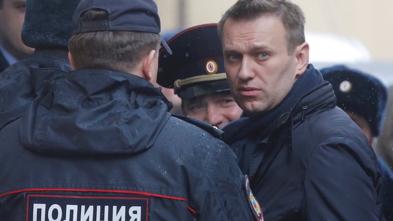 Fotografija: Aleksej Navalni je bil po vrnitvi v Rusijo nemudoma aretiran. FOTO: Maxim Shemetov/Reuters 
