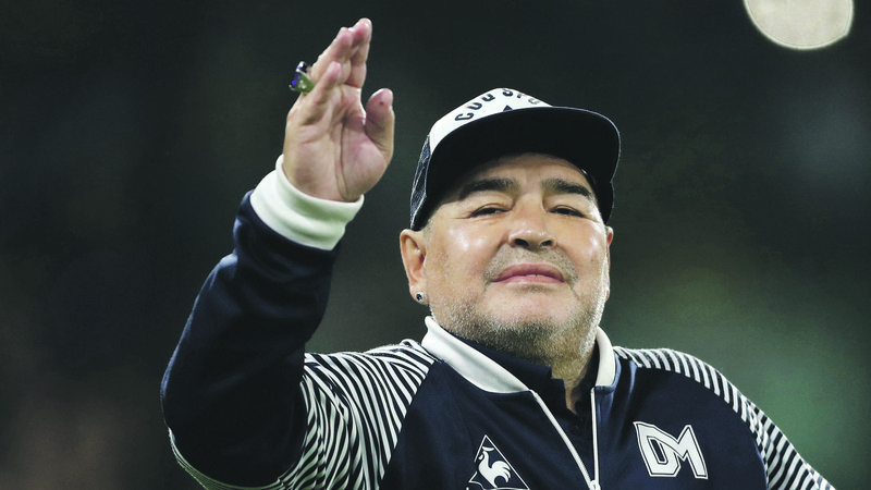 Fotografija: Diego Maradona se je pred smrtjo otresel odvisnosti od mamil, alkohol pa mu je ostal zelo blizu. FOTO: Agustin Marcarian/Reuters
