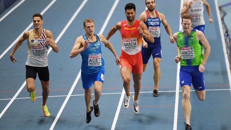 Fotografija: Luka Janežič desno bo nastopil v polfinalu. FOTO: Lukasz Szelag/ Reuters