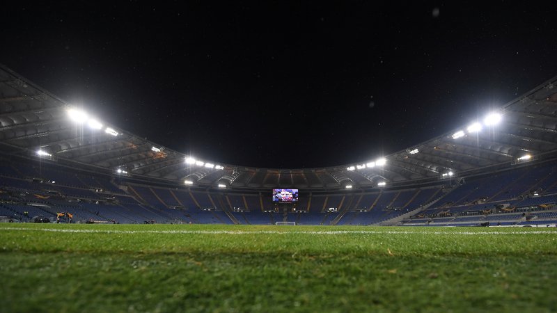 Fotografija: Olimpijski štadion v Rimu v otvoritveni tekmi eura 2020 ne bo sameval, je zatrdila italijanska vlada. FOTO: Alberto Lingria/Reuters