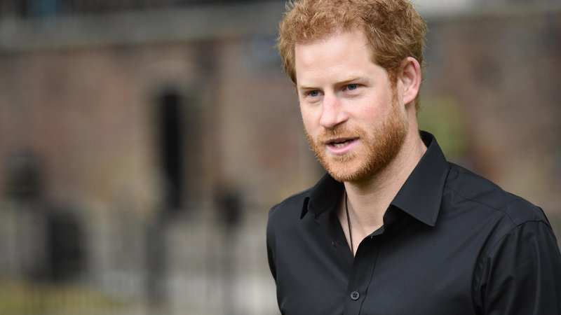 Fotografija: Princ Harry se je v domovino vrnil brez soproge Meghan, ki je v šestem mesecu nosečnosti. FOTO: Shutterstock