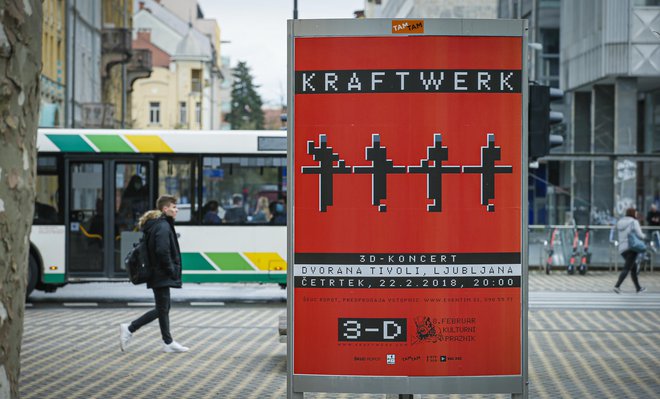 <em>Kraftwerk</em>, Hala Tivoli, 2018, oblikovalec Ervin Markovšek, naročnik Škuc Ropot
