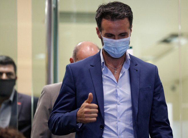 Leopoldo Luque, Maradonov osebni zdravnik in nevrolog, bi se lahko zaradi malomarnosti znašel za zapahi.  FOTO: Emiliano Lasalvia/AFP