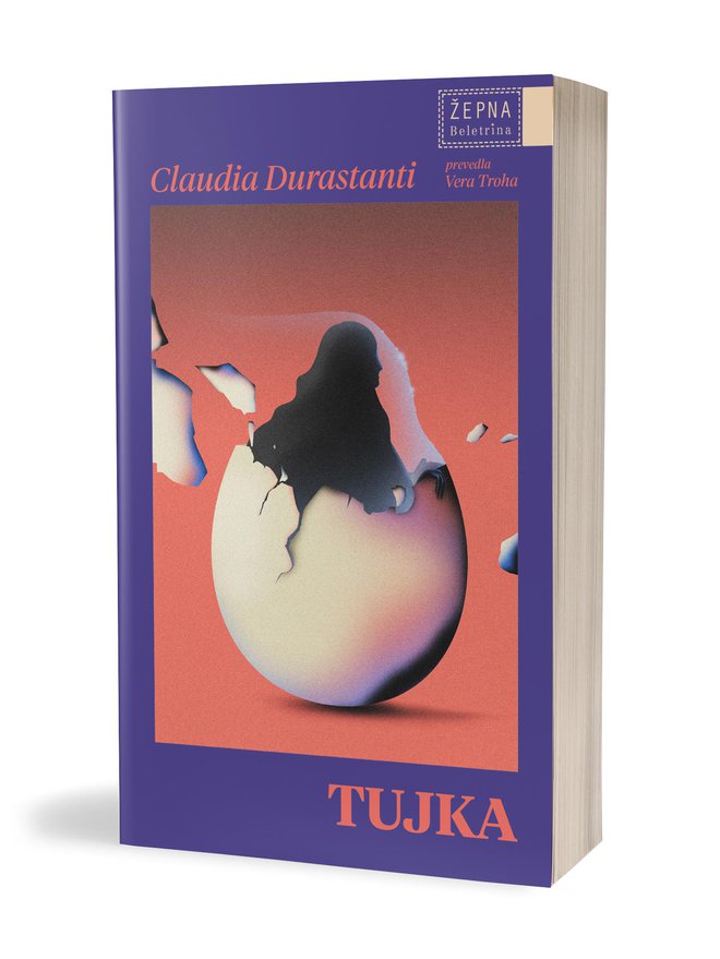 Roman <em>Tujka </em>bo kmalu preveden v 15 jezikov. Foto arhiv Fabule