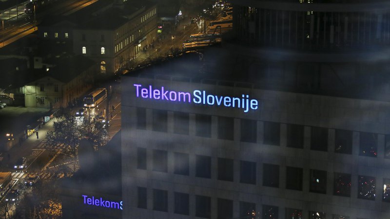 Fotografija: Nadzorni svet Telekoma Slovenije je v sredo soglašal z ustavitvijo prodaje. FOTO: Jože Suhadolnik/Delo