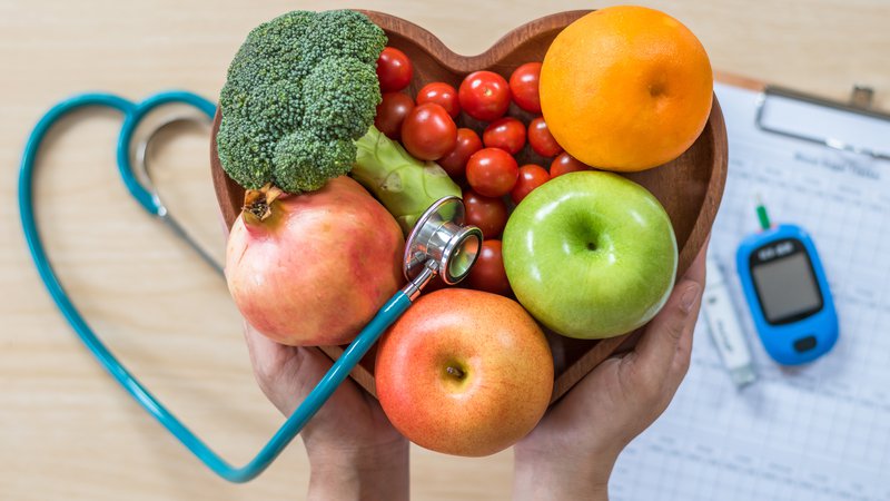 Fotografija: Ob odkritju diabetesa zdravniki bolnika poučijo o primerni prehrani in pomenu telesne dejavnosti. FOTO: Shutterstock