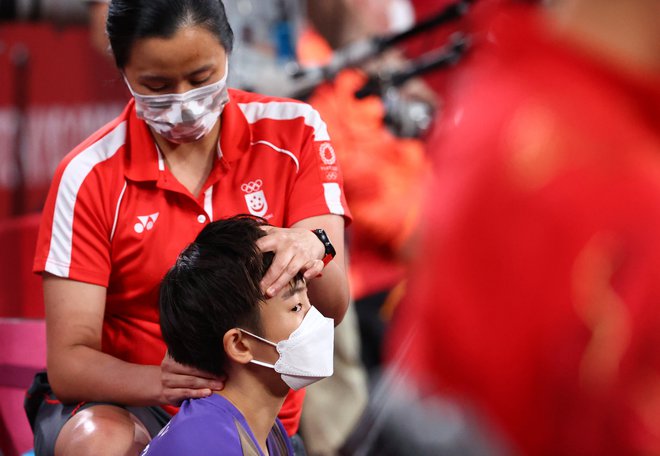 Športnikov je med okuženimi le manjši delež. FOTO: Thomas Peter/Reuters