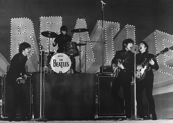 Leta 1966, na vrhuncu beatlomanije, je bila skupina bolj priljubljena od Kristusa, je ugotavljal John Lennon.<br />
FOTO: AFP