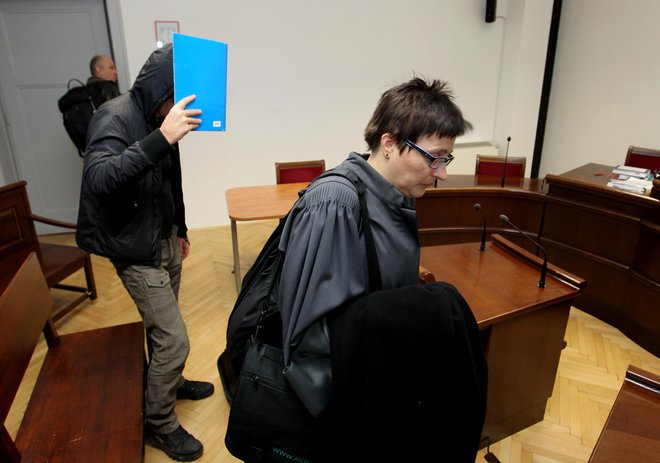 Tožilka Darja Šlibar je pojasnila, da so zaposleni prekinili pogodbo. FOTO: Javornik Dejan/Slovenske novice
