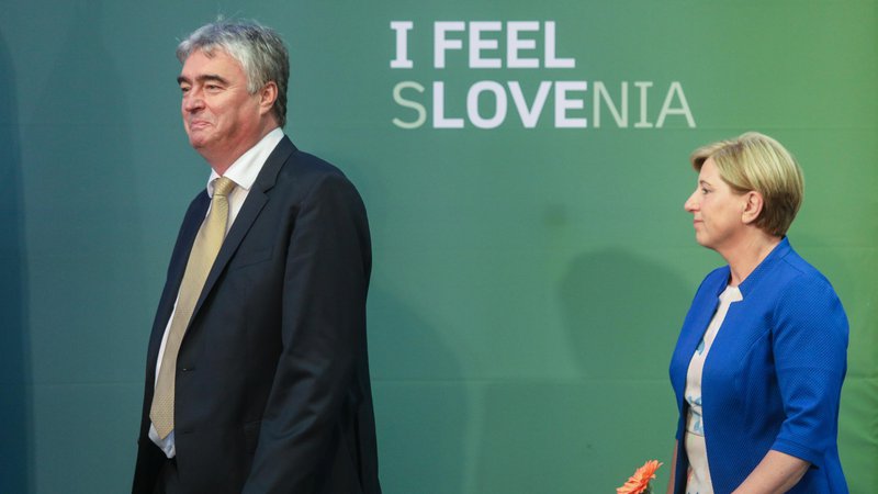 Fotografija: Milan Zver zaseda mesto evropskega poslanca kot politično rento, Ljudmila Novak pa je dobila kandidaturo kot kompenzacijo za umik z vrha stranke, ocenjuje politolog Marko Lovec. Foto Voranc Vogel
