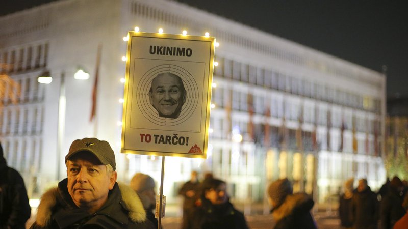 Fotografija: Petkov protest. FOTO: Jože Suhadolnik/Delo
