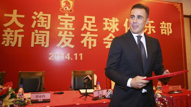 Fotografija: Fabio Cannavaro, ko so ga novembra 2014 imenovali za glavnega trenerja kluba Guangzhou Evergrande. Foto Reuters
